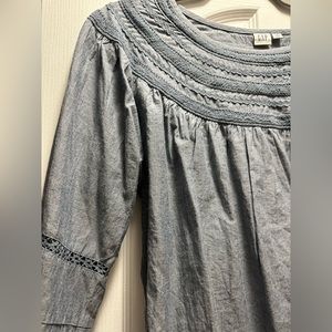 GAP Women’s Babydoll Style Shirt